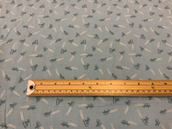 X025 Snowy Day D# C37 | Makower - 1/2 Metre