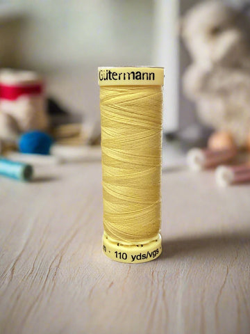 Gutermann Polyester Sew-all Thread 100 m - Col.7