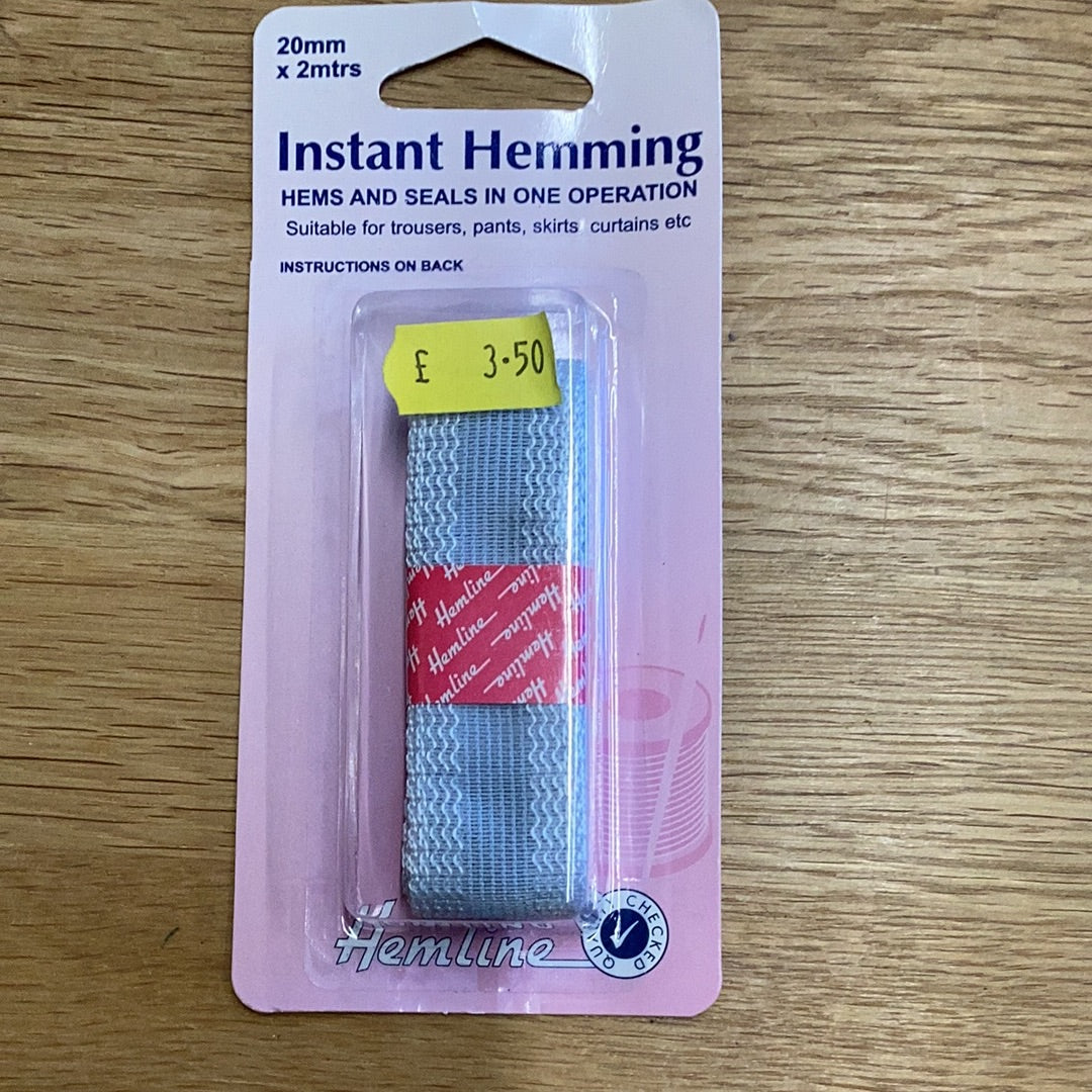 Instant Hemming Tape 2mx20mm: Grey