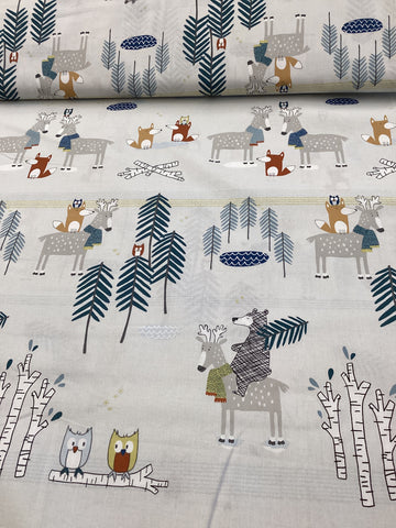 Woodie Winterland -Woodland Creatures on Light Grey | Stoffabrics #MCS16-110 - 1/2 metre