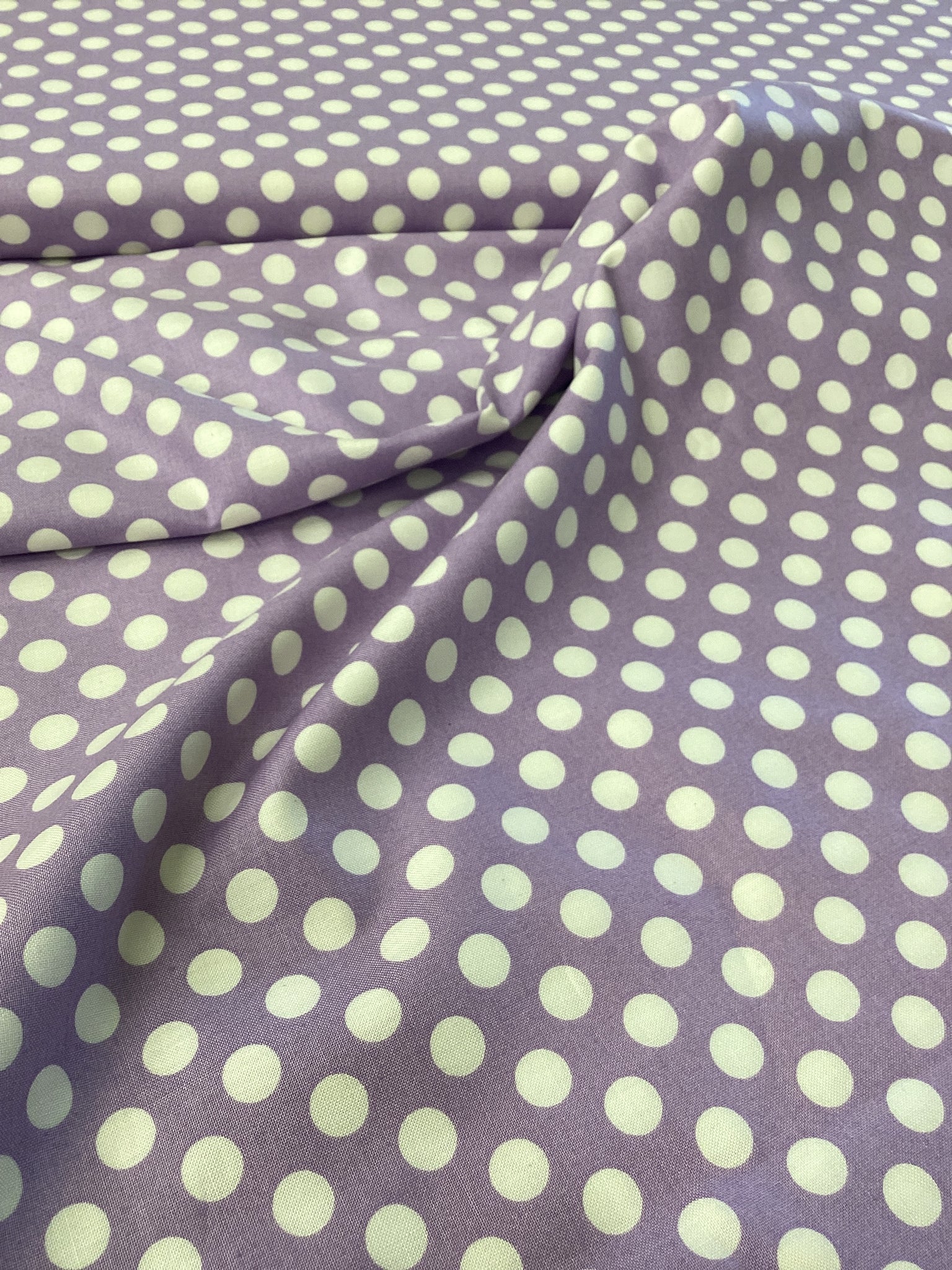 1200 Polka The Henley Studio | Makower - 1/2 metre