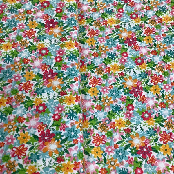 1945 Fruity Friends Floral | Makower UK - 1/2 metre