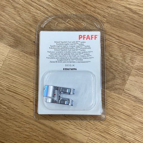 Bi-level Topstitch Foot with IDT system | Pfaff Feet