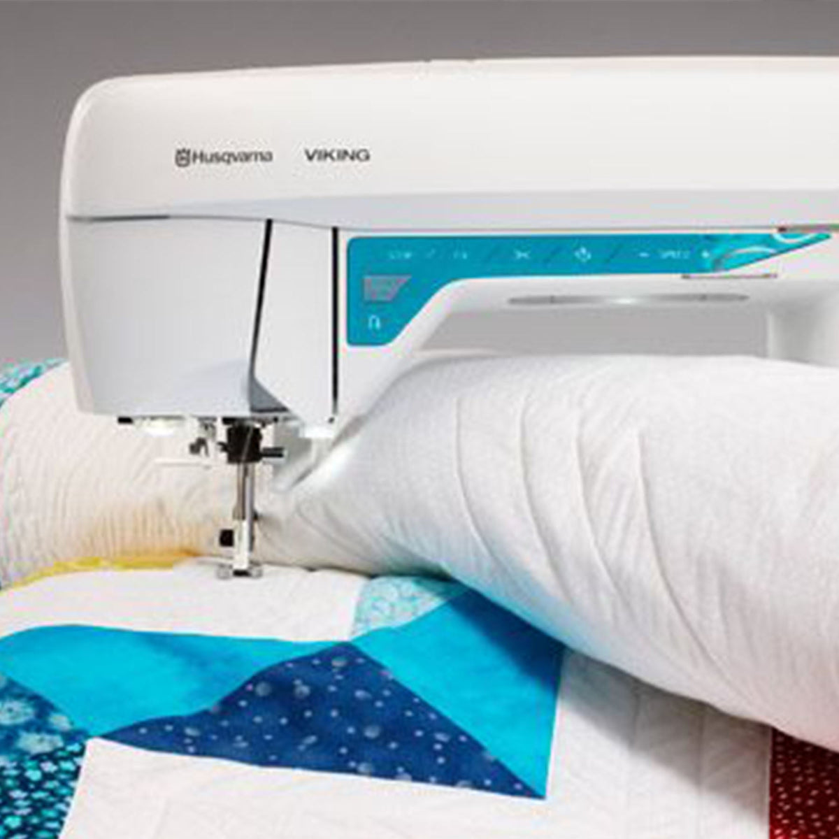 HUSQVARNA VIKING OPAL 670 Sewing Machine