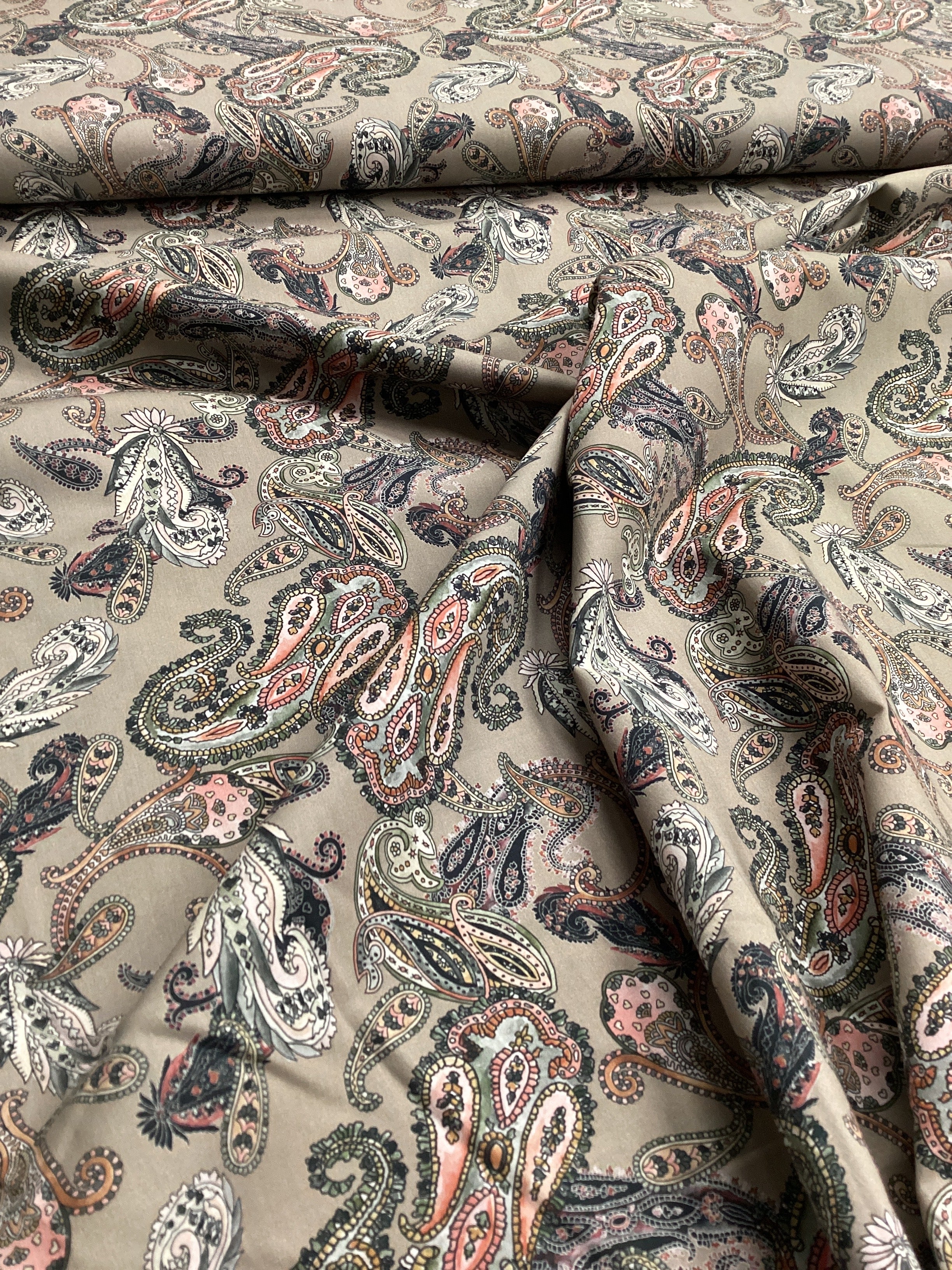 Mink Medallion 445 Cotton Lawn | McElroy Fabric - 1 Metre