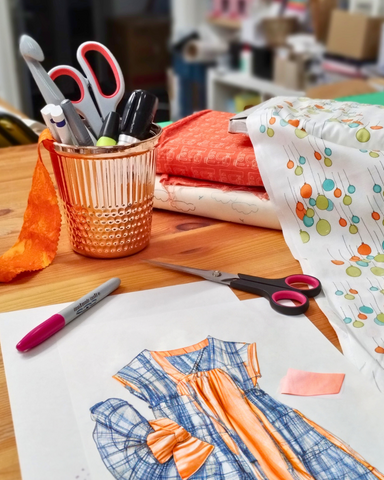 Giant Thimble | Ceramic Pen Pot