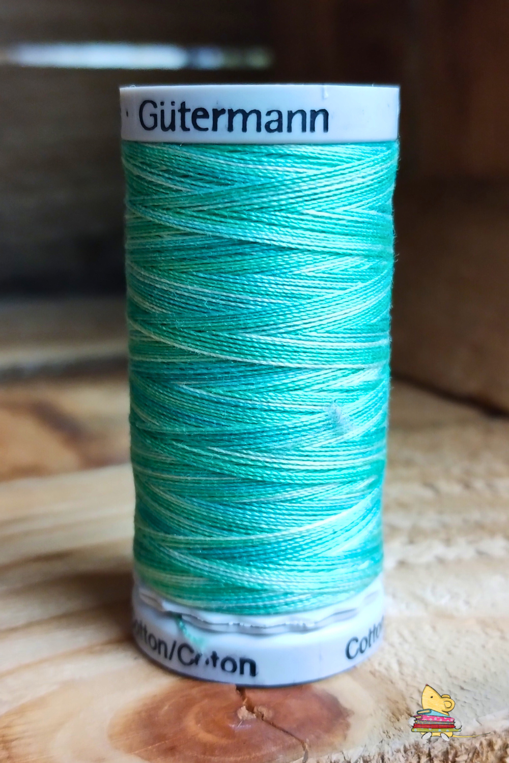 Gutermann Machine Embroidery/ Quilting Thread 100% Cotton 300m (4015)