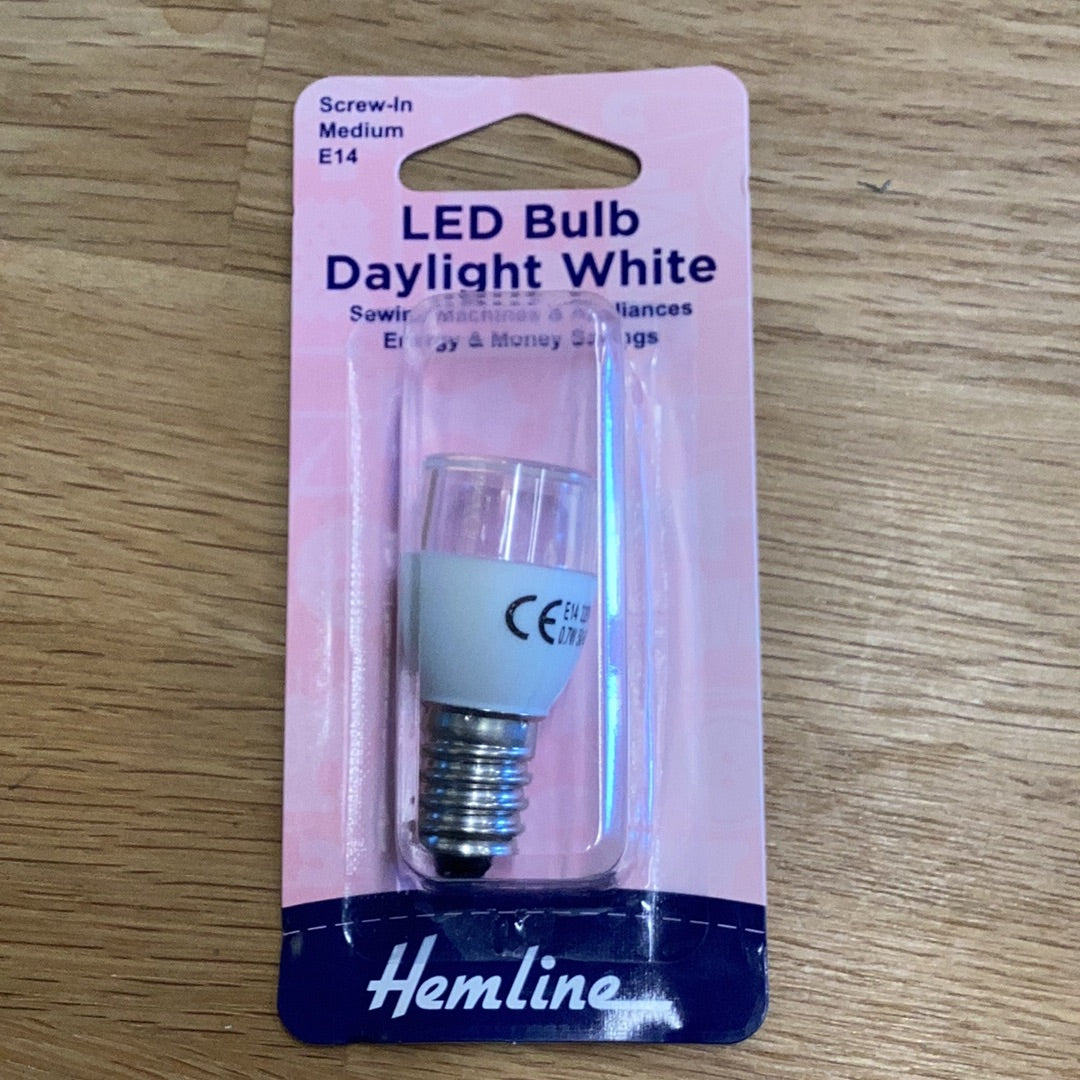Hemline LED Bulb Daylight White | Screw in E14