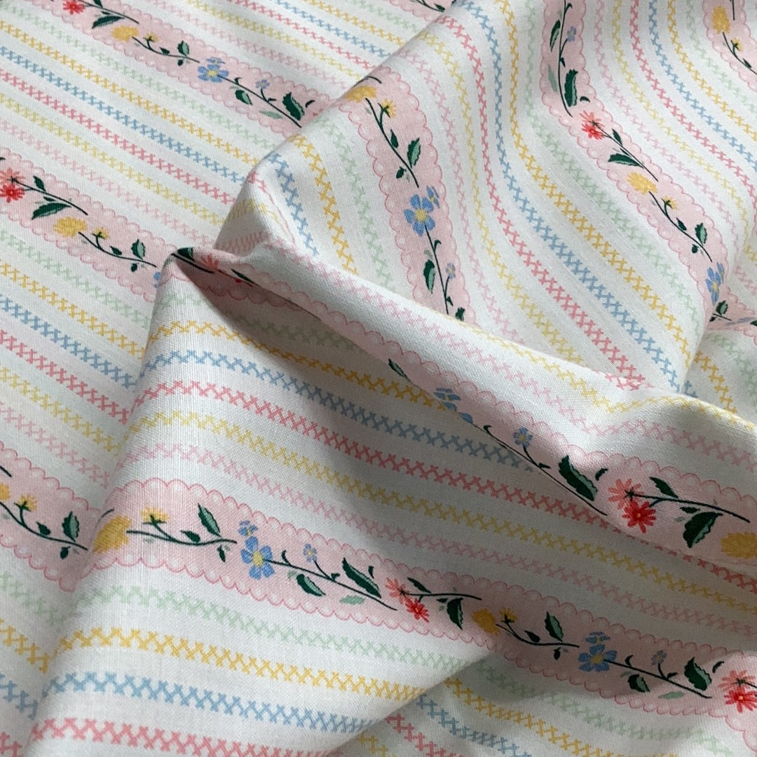 Bunies & Cream C6023 Pink -Penny Rose Fabrics- DB19 - 1/2 Metre