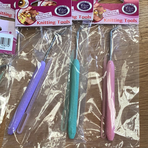 Knitting Tools -Loom Pick & Yarn Needles | Random Colours