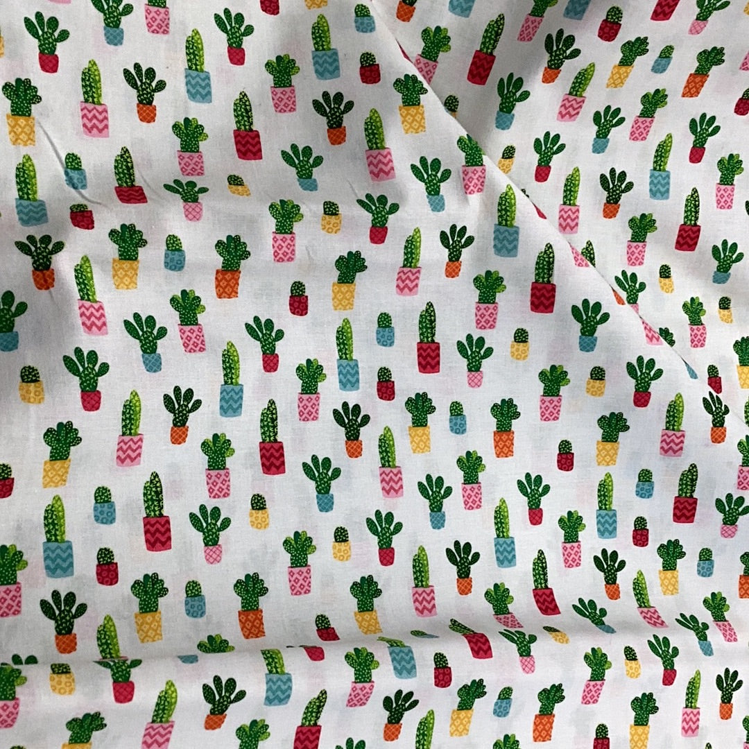 1942 Fruity Friends Cactus | Makower UK - 1/2 metre