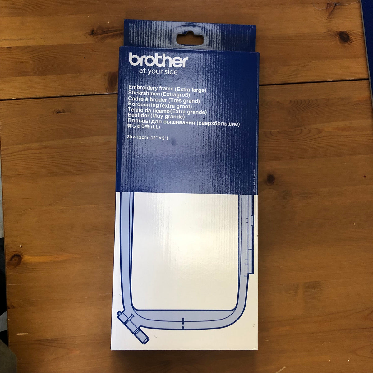 Brother EF85 300 x 130mm multi-position embroidery hoop packaging