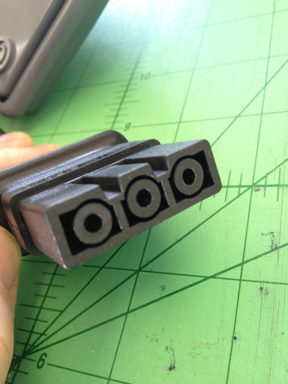 Brother XC7456421 three-pin machine connector