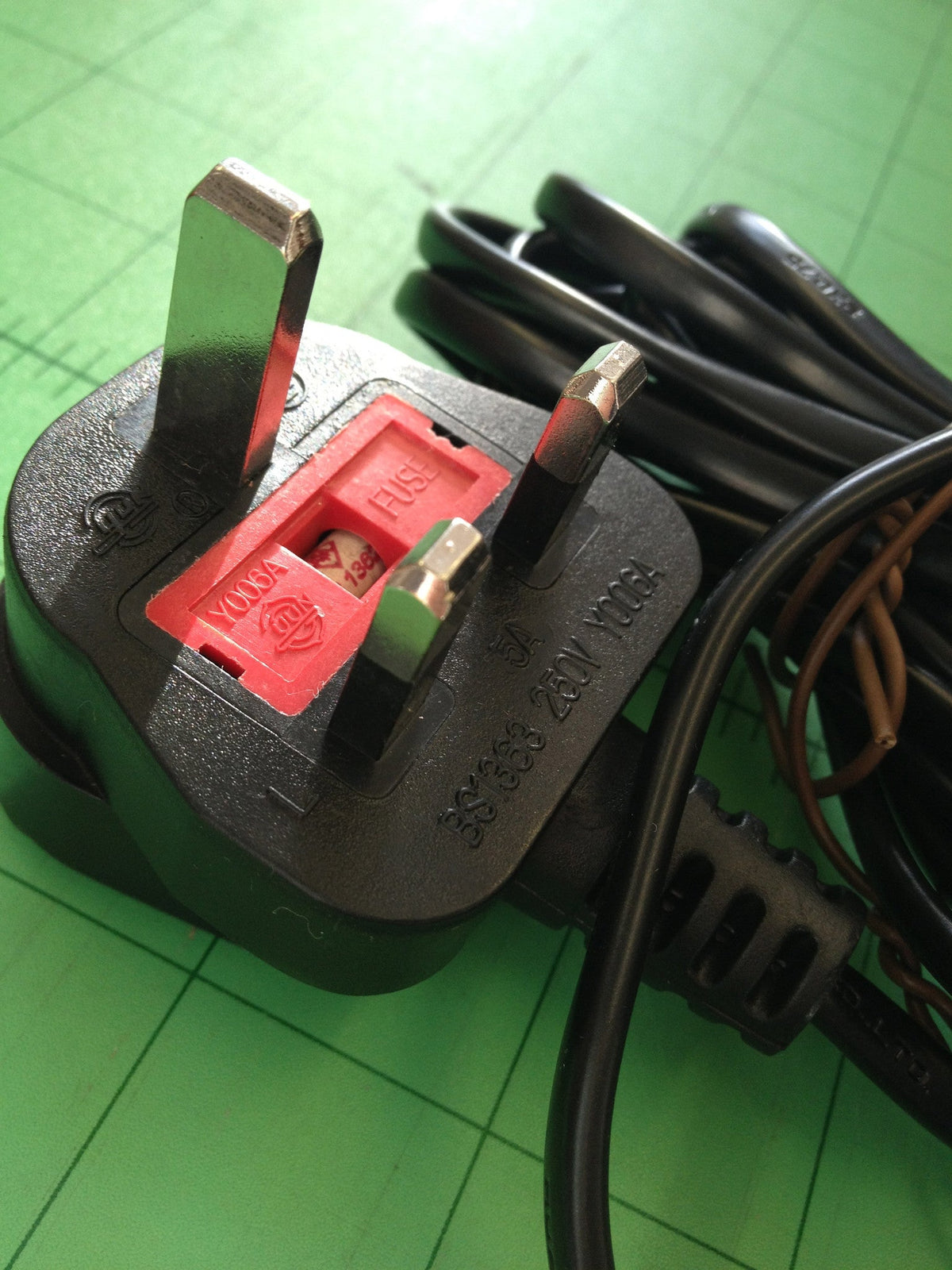 Brother XC7456421 UK mains plug
