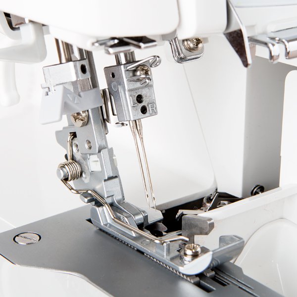 Juki MO-1000 Air Threading Overlocker