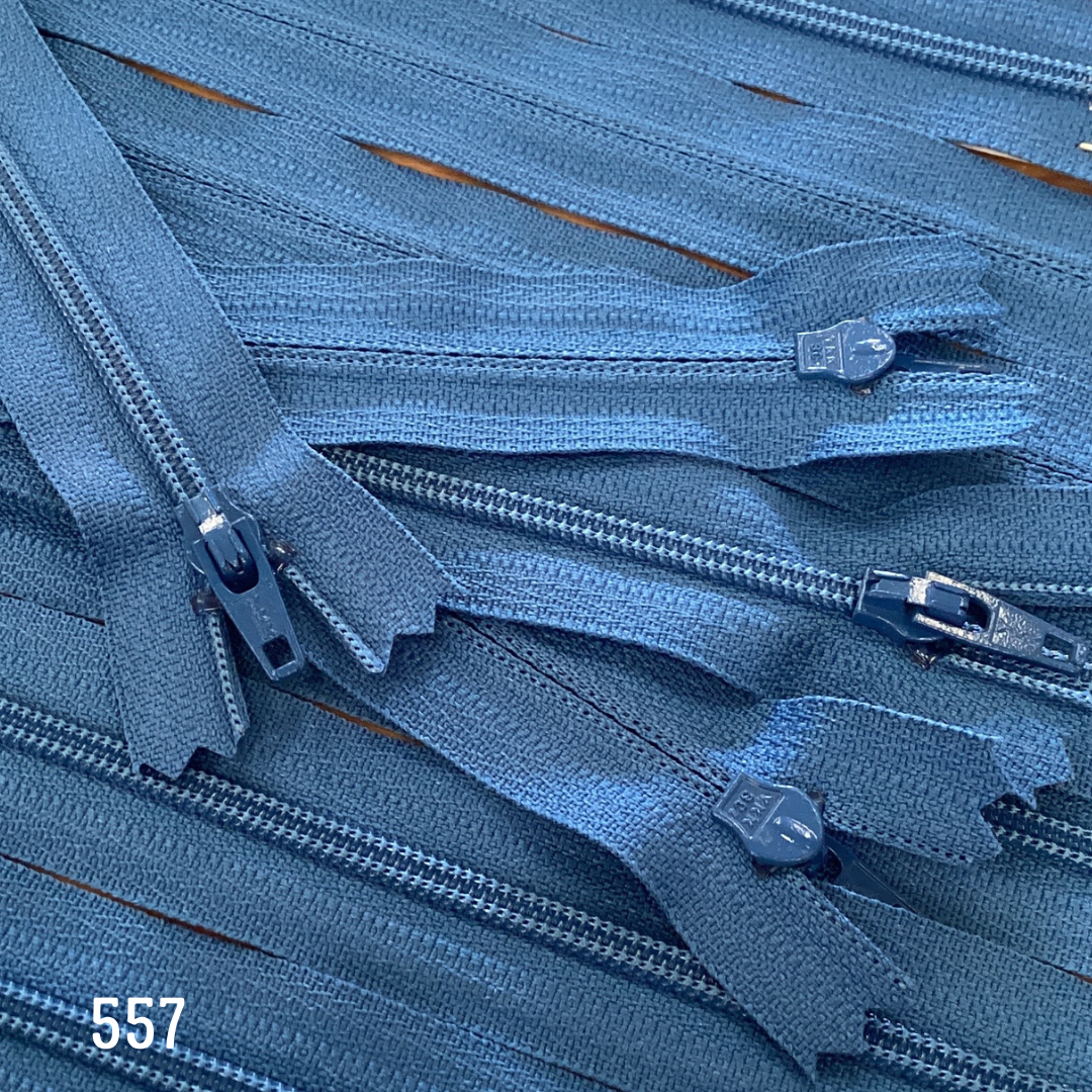 YKK Nylon Dress and Skirt Zip 25cm 10inch (557) ZS3\H9