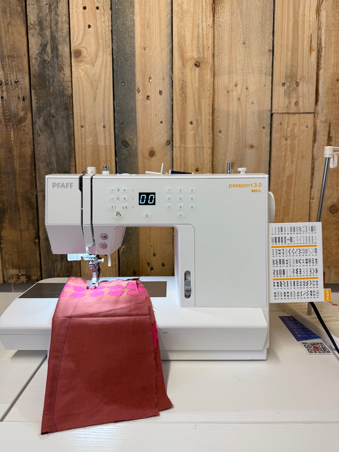 Pre-loved Pfaff Passport 3.0 sewing machine P3A7