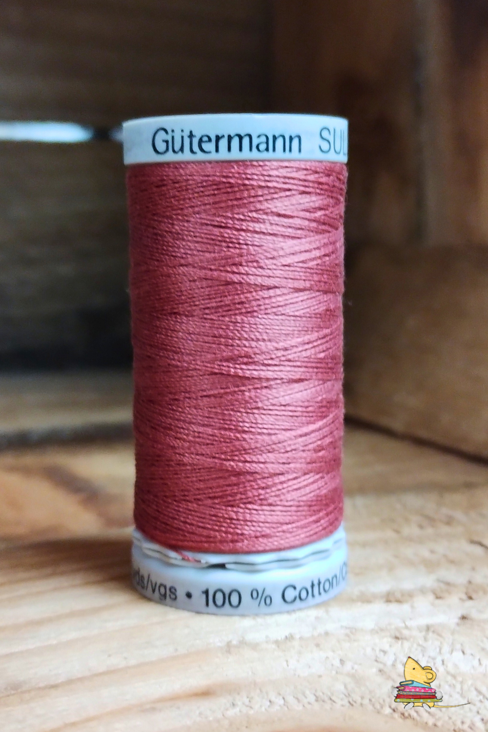 Gutermann Machine Embroidery/ Quilting Thread 100% Cotton 300m (1190)