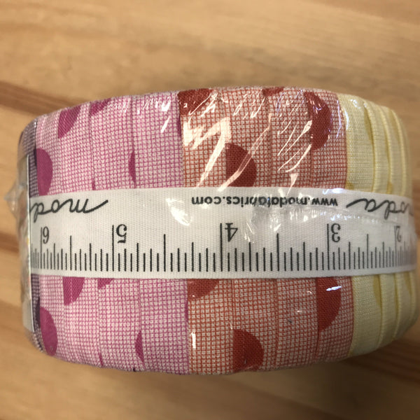 Curculus Jelly Roll by Moda Moda Jelly Roll - Fabric Mouse