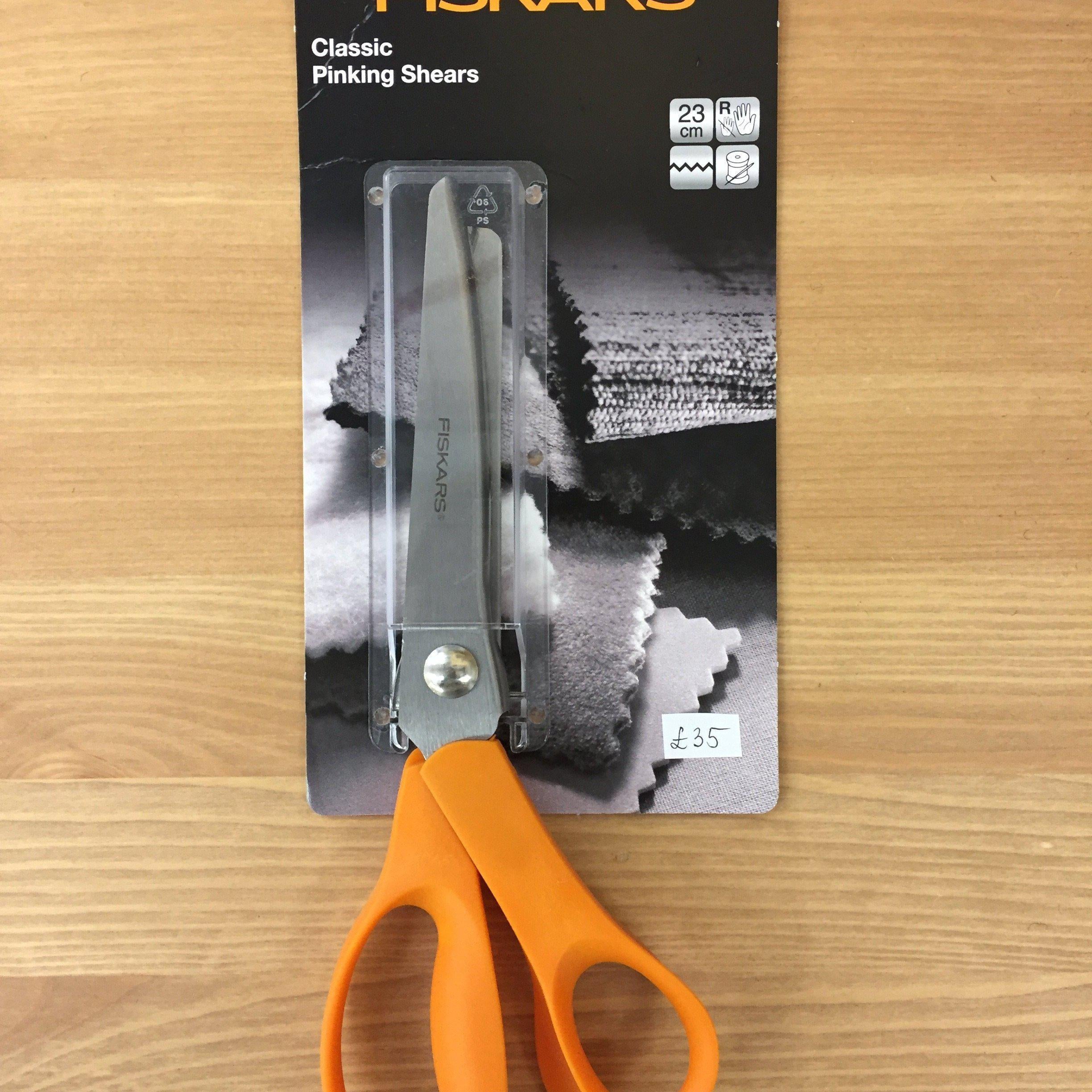 Fiskars Classic Pinking Shears 23 cm Fiskars Measuring Tools and Cutting - Fabric Mouse