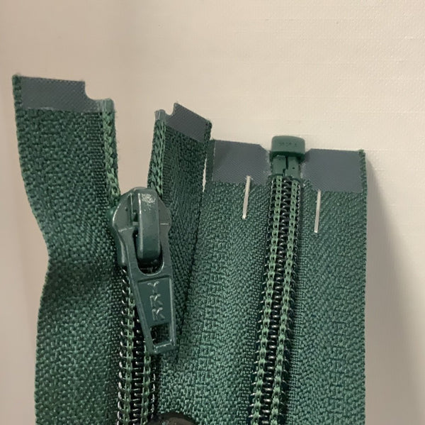 YKK Nylon Open End Zip Forrest Green (890)