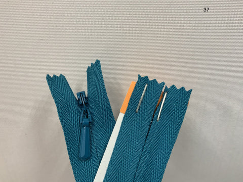 YKK Concealed Zipper / Invisible Zipper 8 inch 20cm (037) ZS2\V2