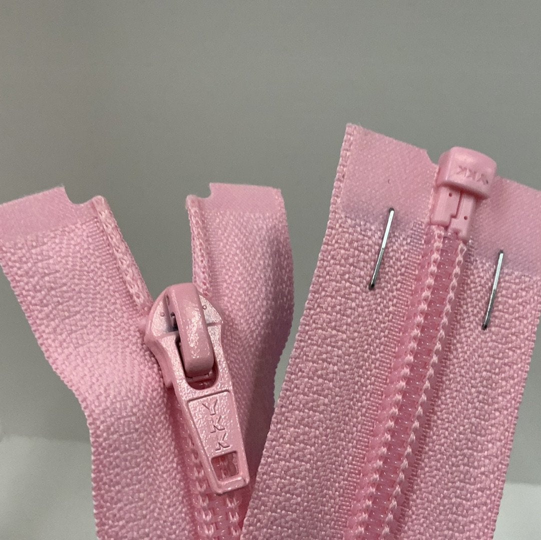 YKK Nylon Open End Zip 66cm 26inch: Mid Pink (513) ZS1\L4