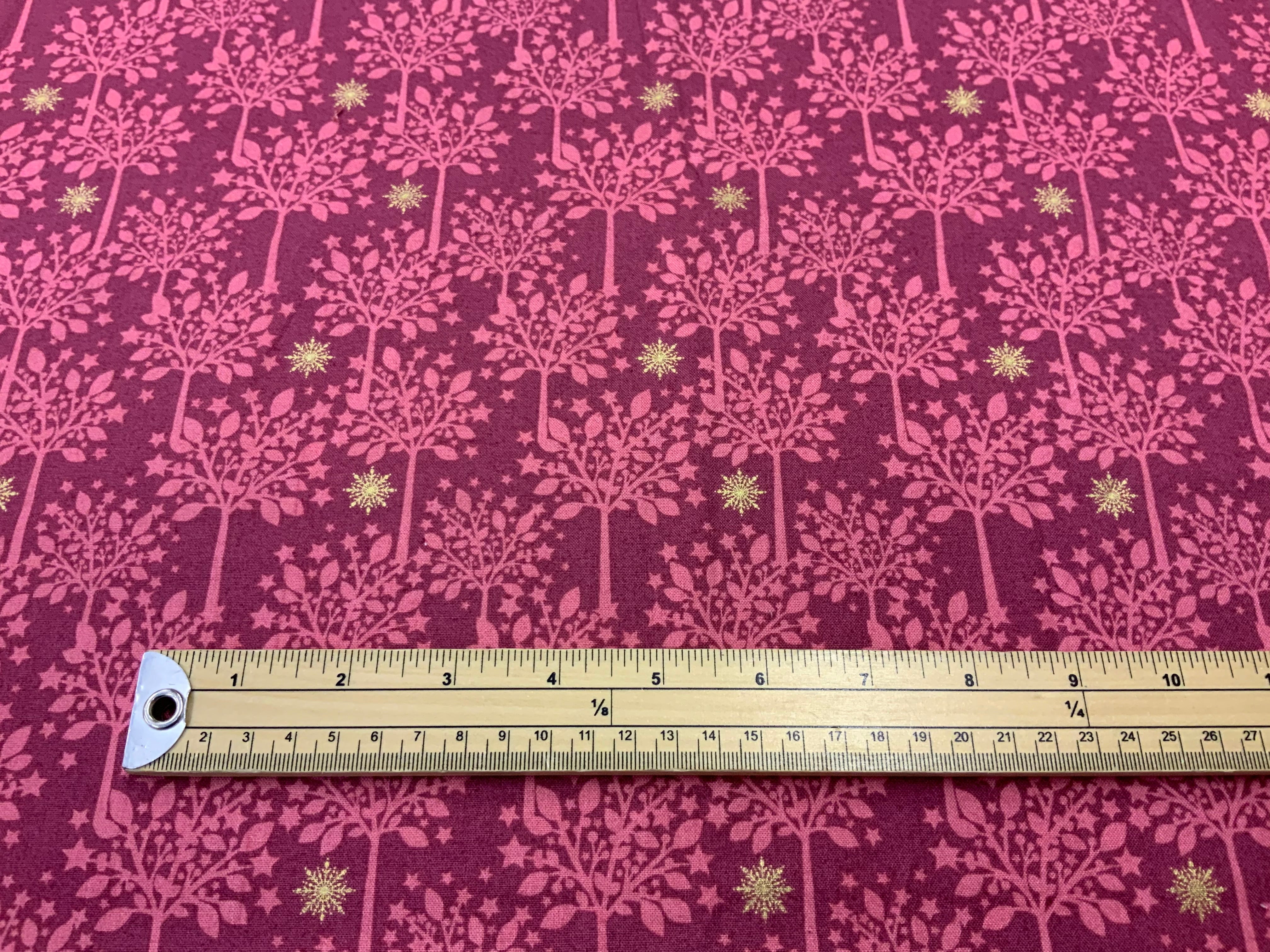 X047 Noel D# CHR 003 | Lewis & Irene - 1/2 Metre