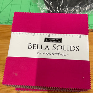 Bella solids 2020-New Charm Pack
