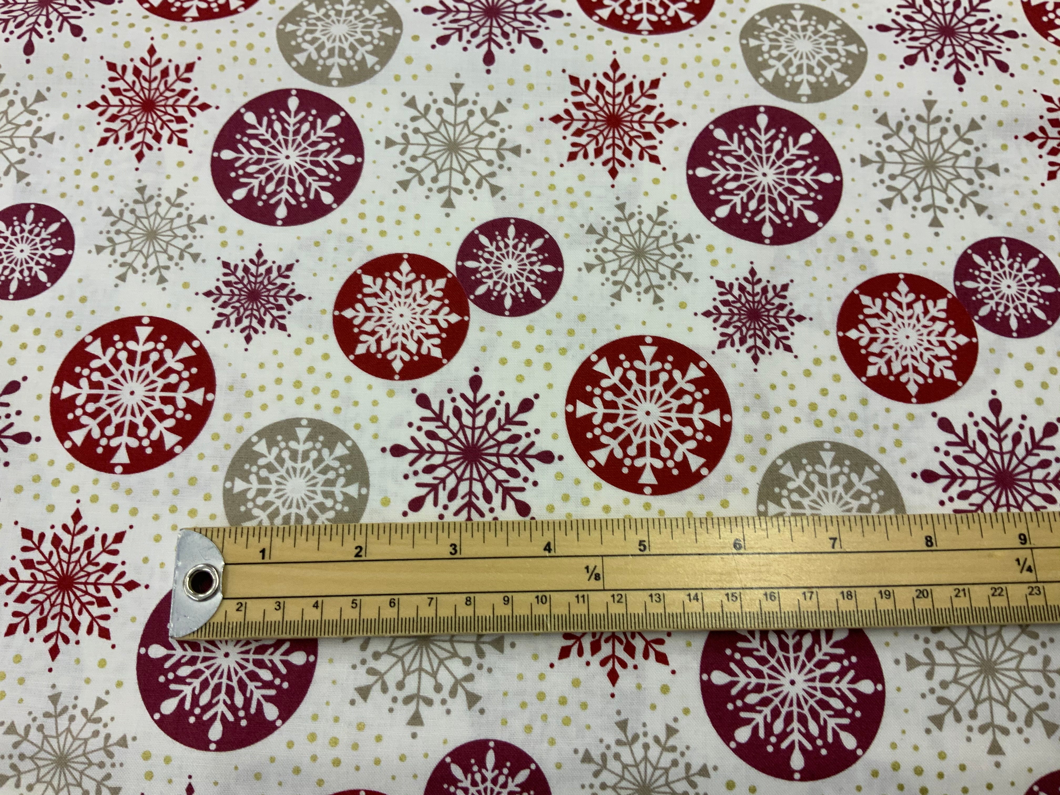 X055 Noel D# CHR 002 | Lewis & Irene - 1/2 Metre