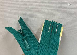 YKK Concealed / Invisible Zipper 9 inch 23cm (023) ZS3\O2