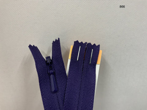 YKK Concealed / Invisible Zipper 9 inch 23cm Dk Purple (866) ZS3\Q2