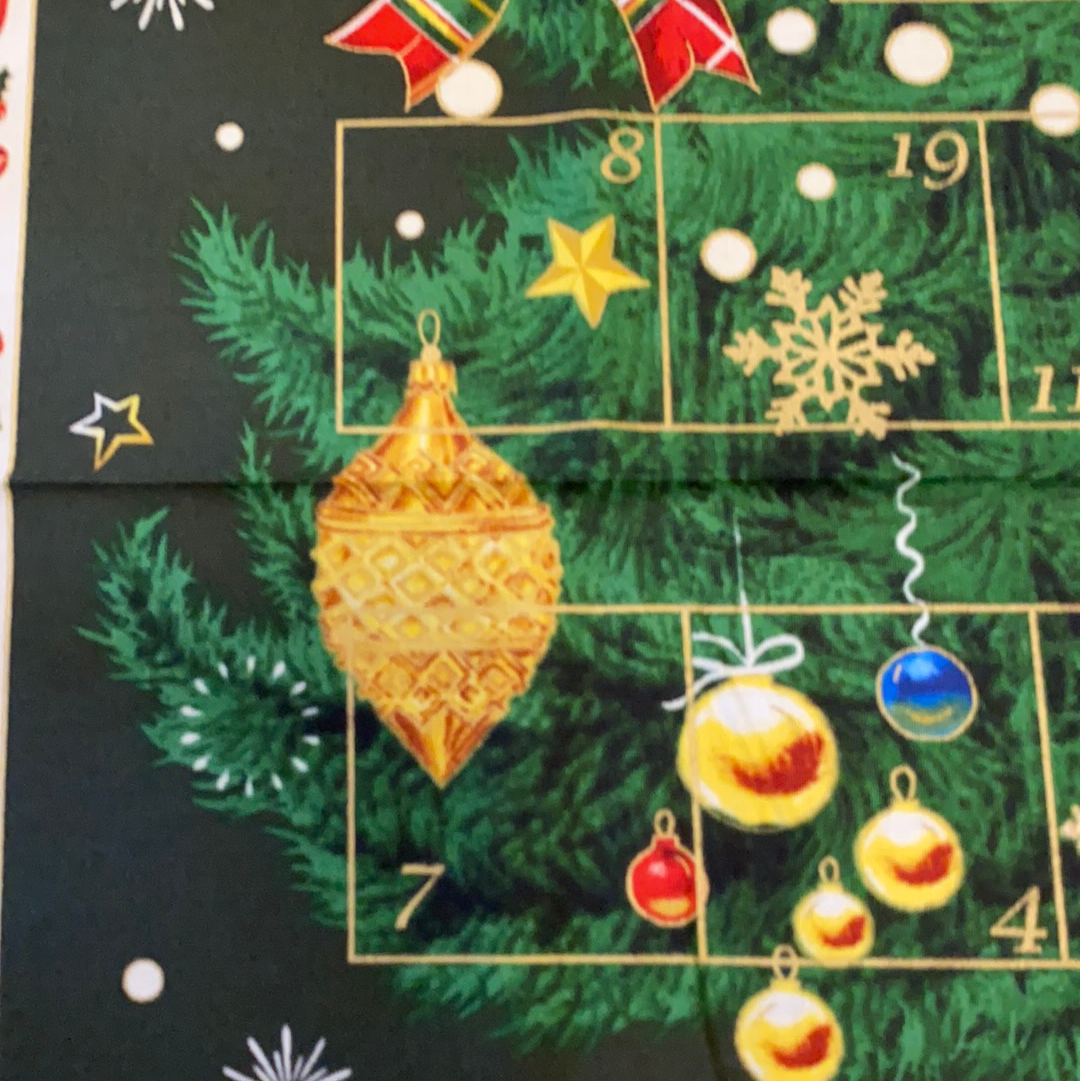 XP012 Christmas advent Panel Red green metallic from Fabri-Quilt