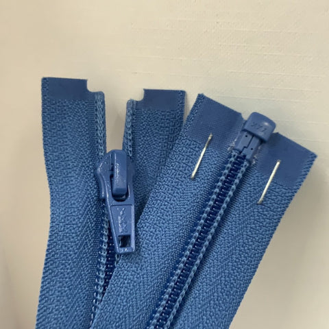 YKK Nylon Open End Zip 25cm 10inch: Saxe Blue (557) ZS1\P12