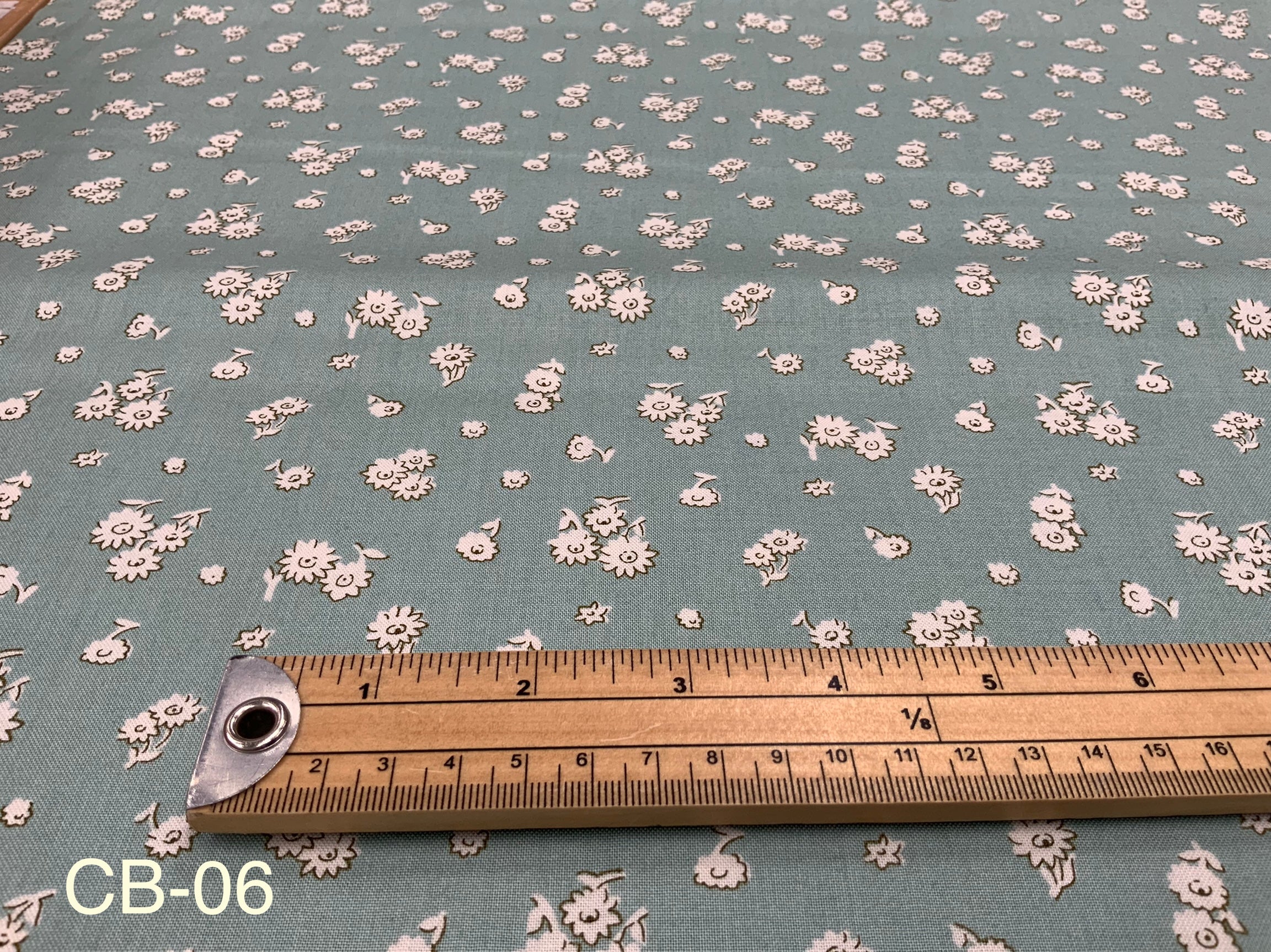 Liberty Fabric Tumbling Daisy Green  - 1/2 metre