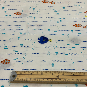 Finding Dory- White waves - 100% Cotton Fabric - LFH20