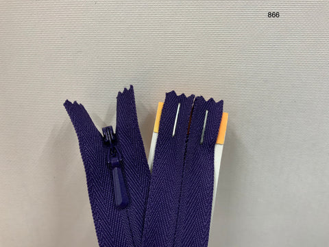 YKK Concealed / Invisible Zipper 16 inch 41cm(Dk Purple 866) ZS2\Q1