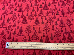X045-Scandi 3 -Christmas Trees, Red Background- Makower-PER 50CM